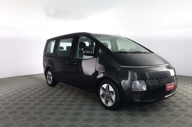 HYUNDAI Staria usata 1