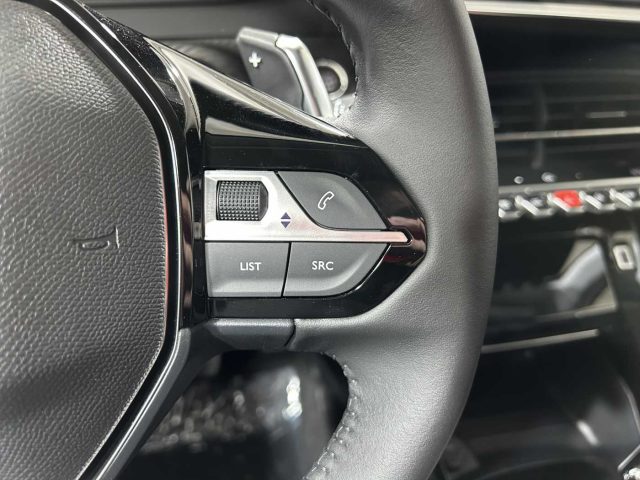 PEUGEOT 208 usata 25