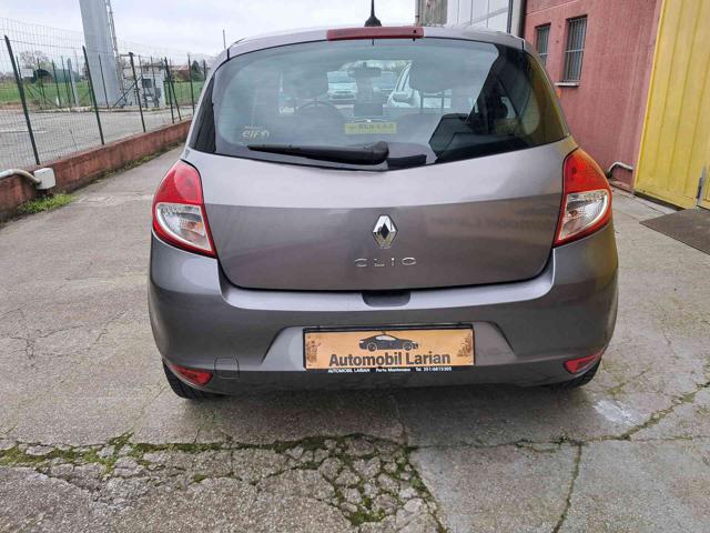 RENAULT Clio usata, con Airbag laterali