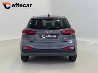 HYUNDAI i20 usata, con Alzacristalli elettrici