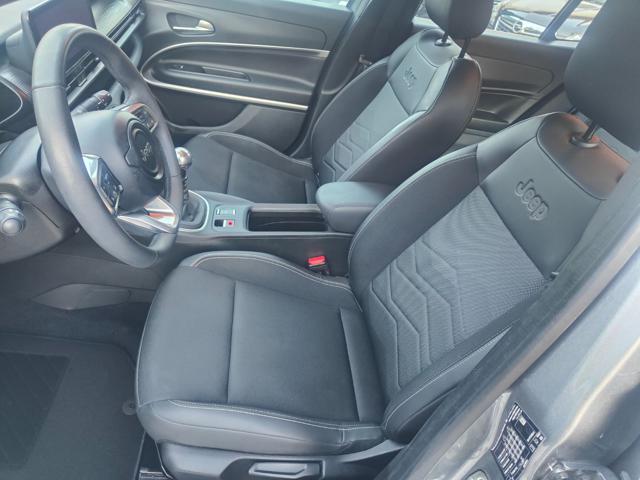 JEEP Avenger usata, con USB