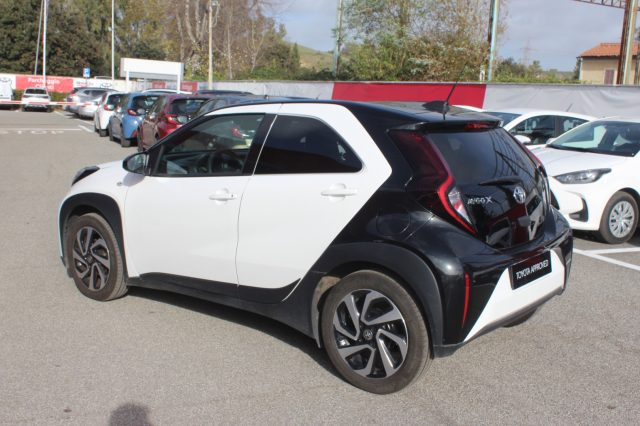 TOYOTA Aygo X usata 21