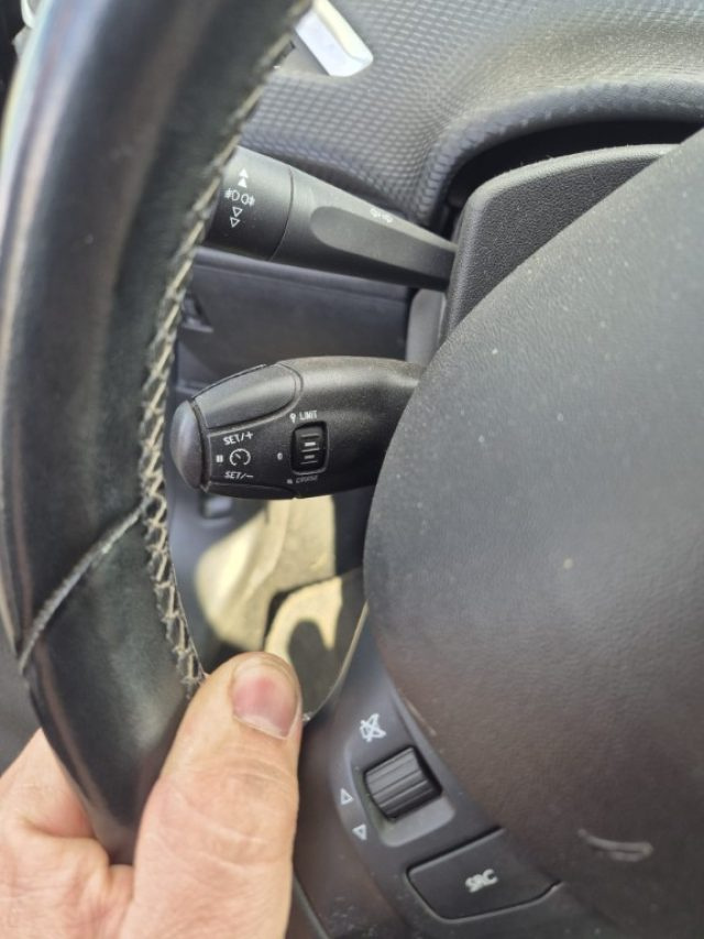 PEUGEOT 208 usata, con Controllo trazione