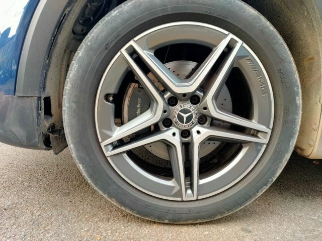 MERCEDES-BENZ GLB 200 usata, con Portellone posteriore elettrico