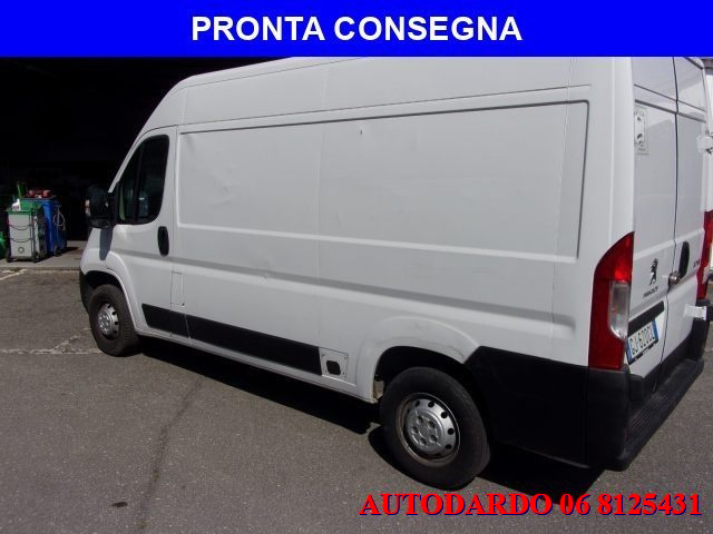PEUGEOT Boxer usata, con ABS