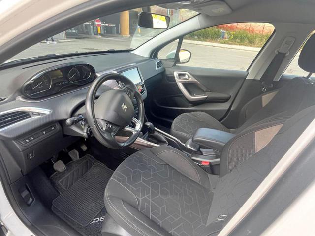 PEUGEOT 2008 usata, con Climatizzatore
