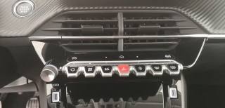 PEUGEOT 208 usata 19