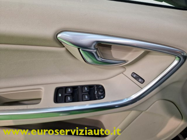VOLVO V60 usata, con Sensore di luce