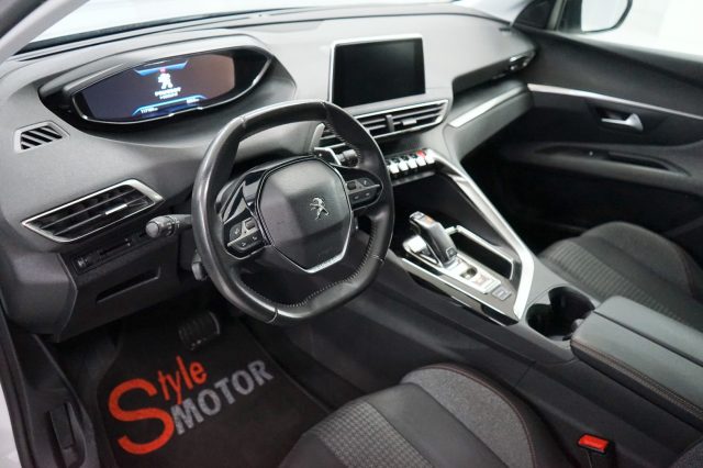 PEUGEOT 3008 usata, con Autoradio