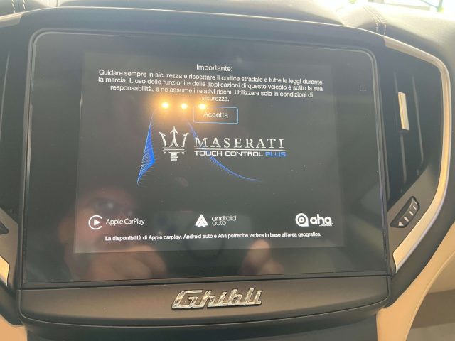MASERATI Ghibli usata, con Luci diurne LED