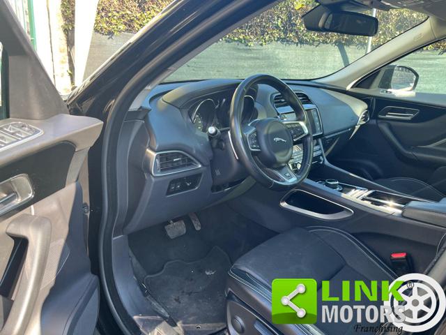 JAGUAR F-Pace usata, con MP3