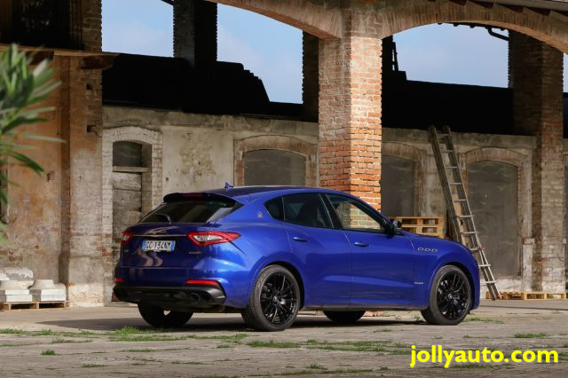 MASERATI Levante usata, con Autoradio