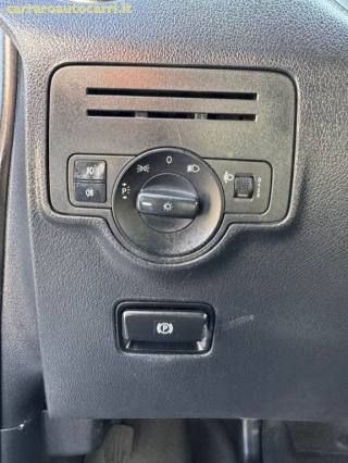 MERCEDES-BENZ Vito usata, con USB