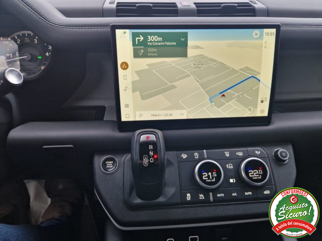 LAND ROVER Defender usata, con Boardcomputer