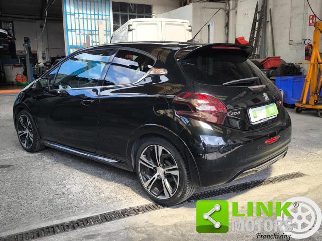 PEUGEOT 208 usata, con Alzacristalli elettrici