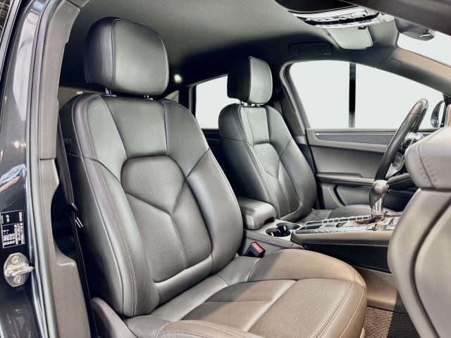 PORSCHE Macan usata, con Interni in pelle
