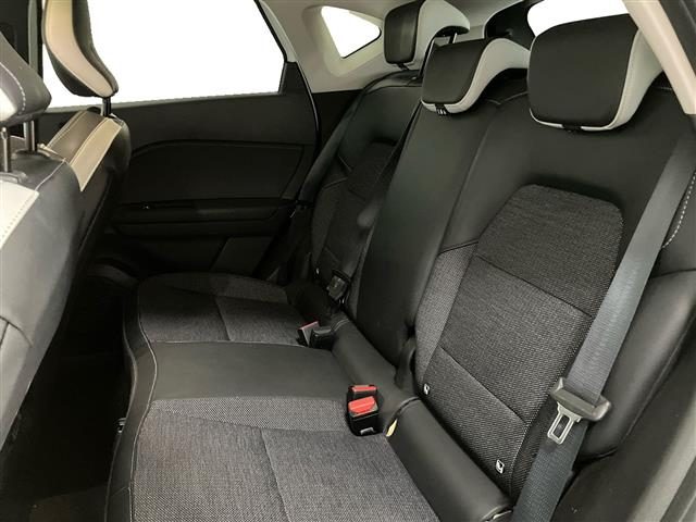 RENAULT Captur usata, con Sistema di navigazione