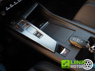 PEUGEOT 308 usata, con Sedile posteriore sdoppiato