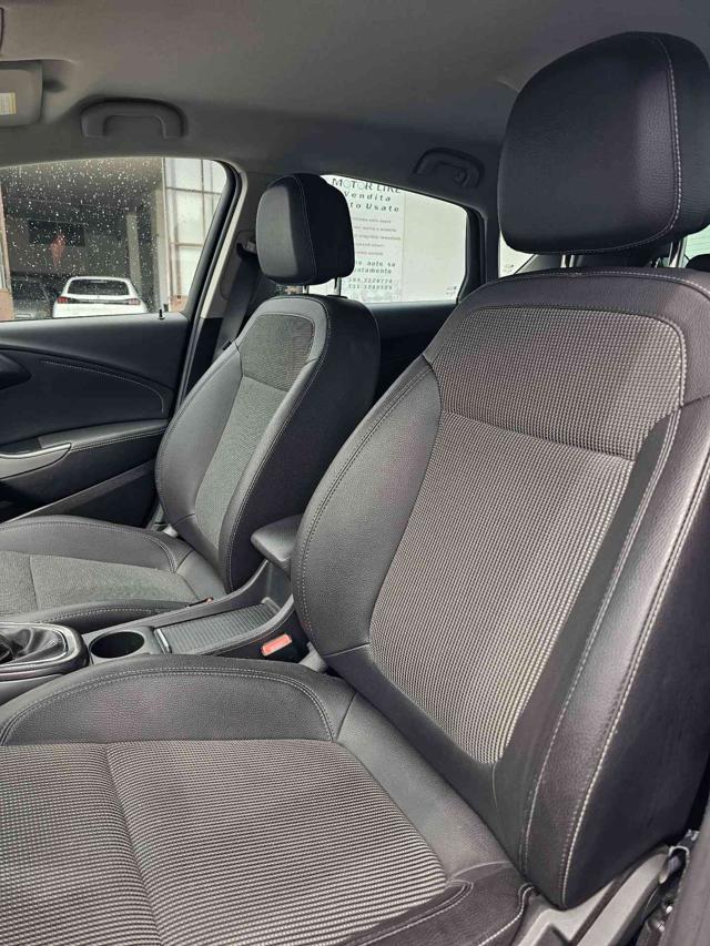 OPEL Astra usata, con Climatizzatore