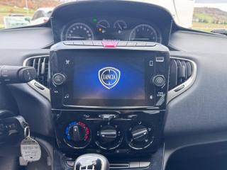 LANCIA Ypsilon usata, con Controllo automatico clima