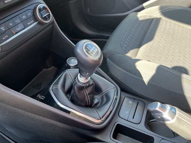 FORD Fiesta usata, con Specchietti laterali elettrici