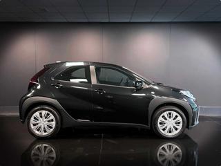 TOYOTA Aygo X usata 3