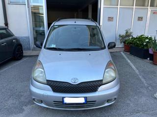TOYOTA Yaris usata, con Airbag