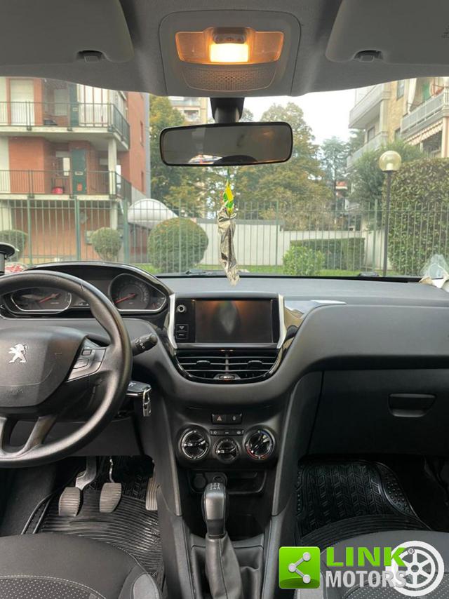 PEUGEOT 208 usata, con Alzacristalli elettrici