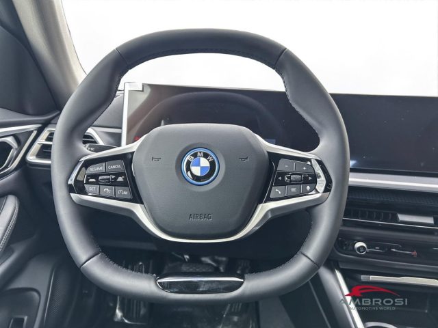 BMW i4 usata 13