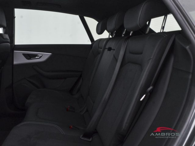 AUDI Q8 usata 9