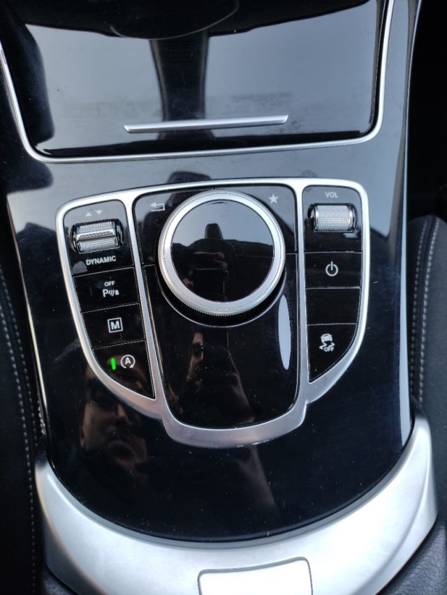 MERCEDES-BENZ GLC 220 usata, con Controllo automatico clima