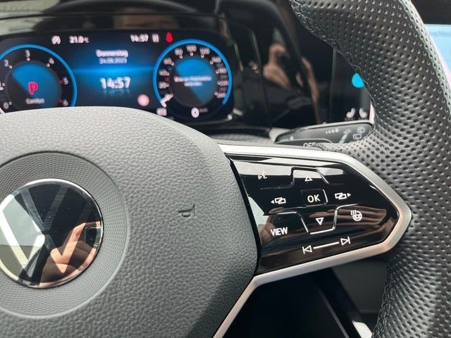 VOLKSWAGEN Golf usata, con Cruise Control