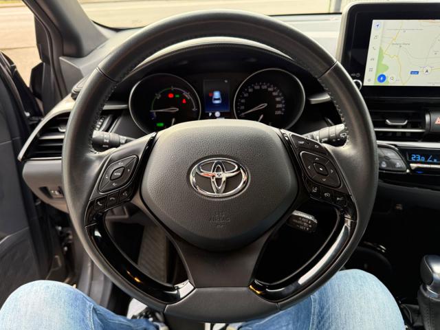 TOYOTA C-HR usata, con Autoradio