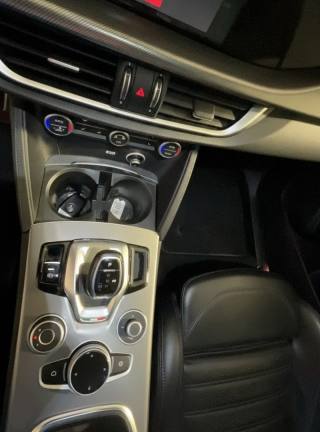 ALFA ROMEO Stelvio usata, con Controllo trazione