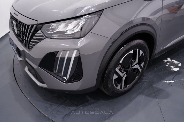 PEUGEOT 2008 usata, con Specchietti laterali elettrici