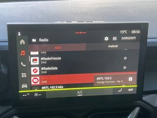 DACIA Duster usata, con USB