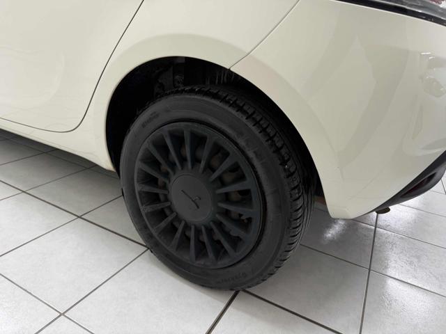 LANCIA Ypsilon usata 15