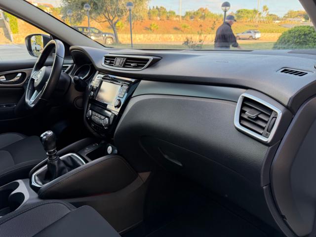 NISSAN Qashqai usata, con Vetri oscurati
