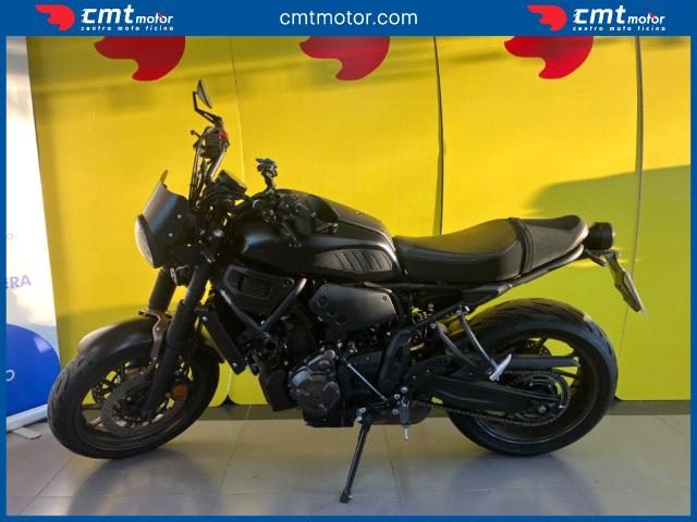 YAMAHA XSR 700 usata 2