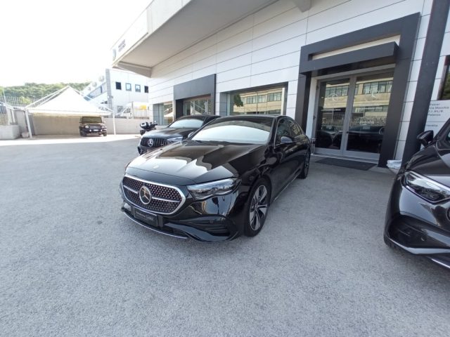 MERCEDES-BENZ E 220 usata, con Airbag Passeggero