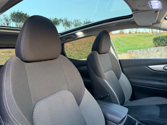 NISSAN Qashqai usata, con Touch screen