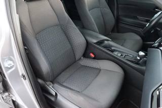 TOYOTA C-HR usata 26