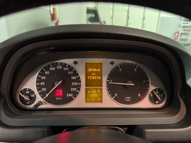 MERCEDES-BENZ B 180 usata, con Cruise Control