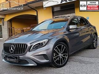 MERCEDES-BENZ GLA 220 usata, con Luci diurne LED