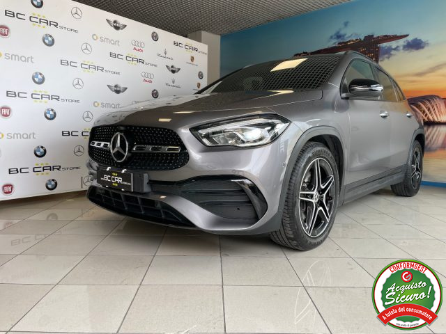 MERCEDES-BENZ GLA 200 usata, con Specchietti laterali elettrici