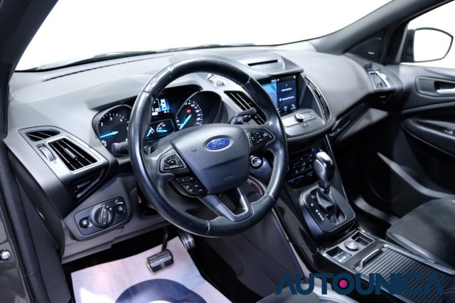 FORD Kuga usata, con Autoradio