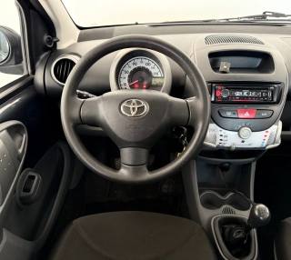 TOYOTA Aygo usata 13