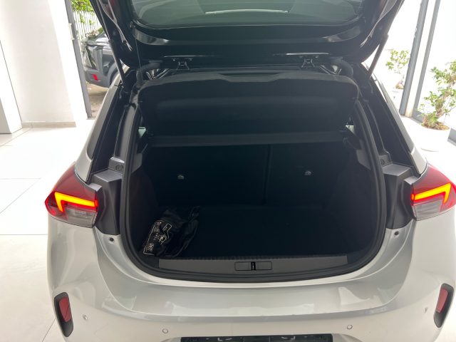 OPEL Corsa usata, con ESP