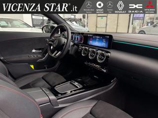 MERCEDES-BENZ CLA 200 usata, con Controllo automatico clima