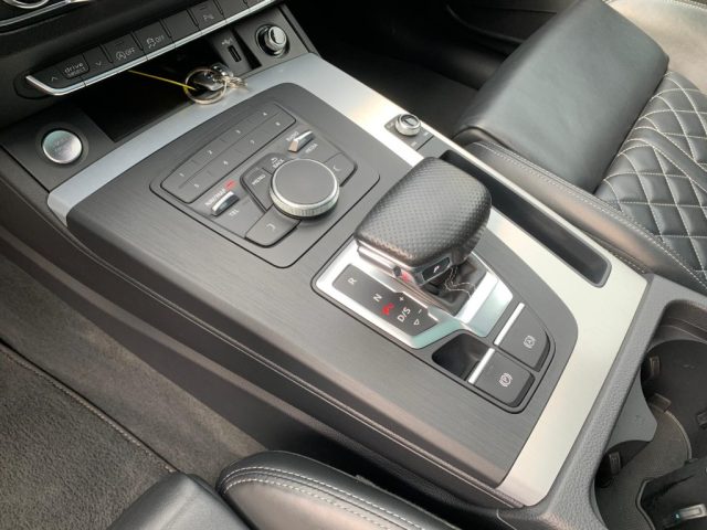 AUDI Q5 usata, con USB